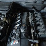 ５シリーズ　Ｅ３９　５２５ｉＭスポーツ　エンジンオイル漏れ修理