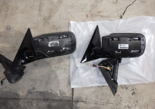 bmwe46ドアミラー故障