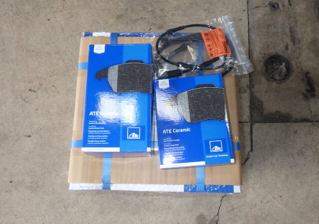 bmwf31低ダストブレーキ