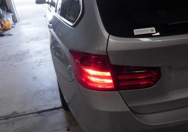 bmwf31ブレーキランプ